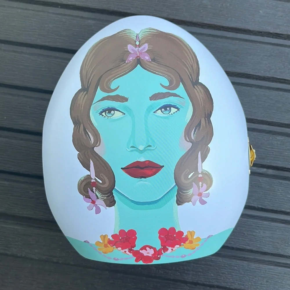 Sephora x Drunk Elephant - Holiday 2021 Collectable Egg Storage Container